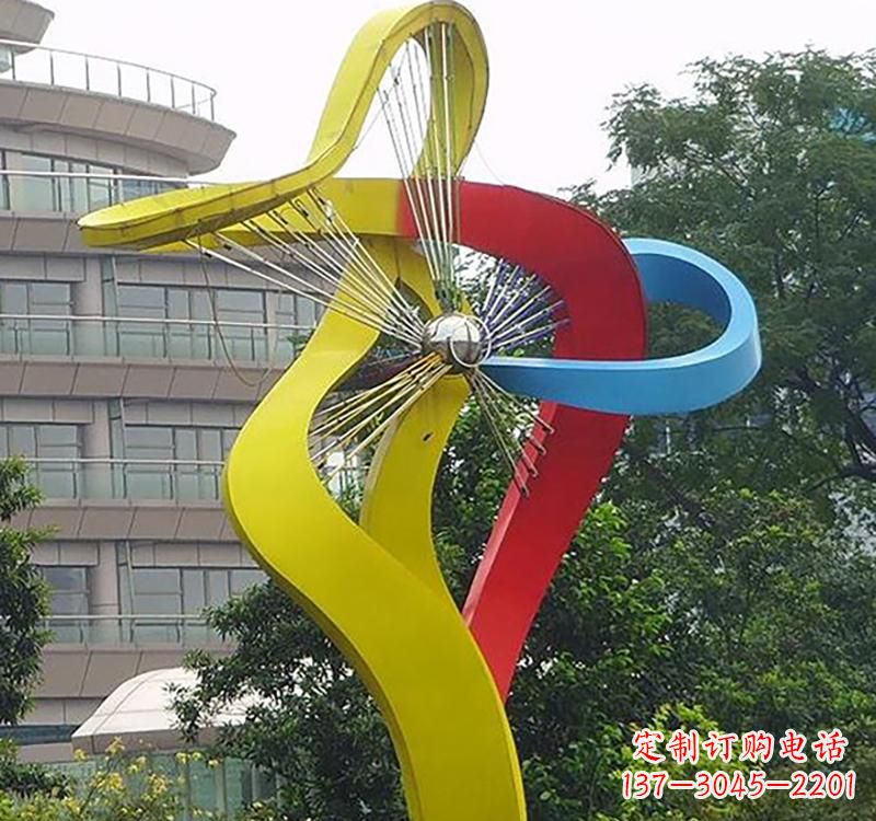 大同不锈钢风车雕塑——烤漆之美