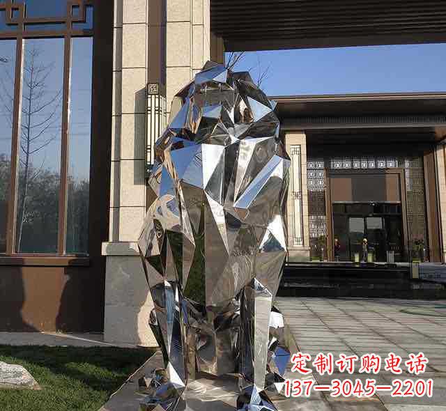 大同不锈钢狮子雕塑给园林带来神秘与力量