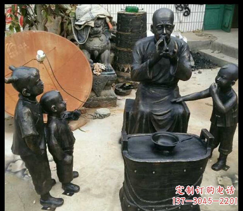 大同糖果街上的铜雕精灵