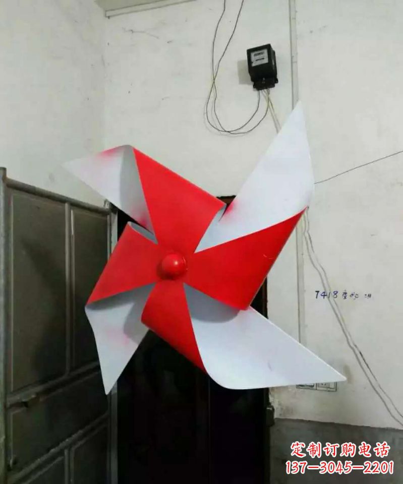 大同彩色不锈钢风车雕塑色彩缤纷的艺术瑰宝