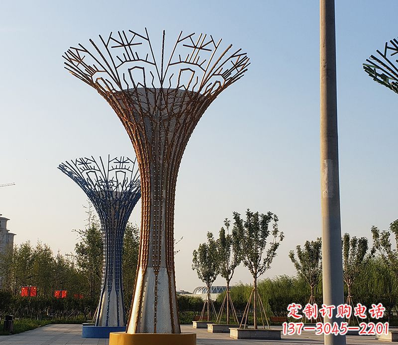 大同城市景观的点缀——不锈钢树叶雕塑