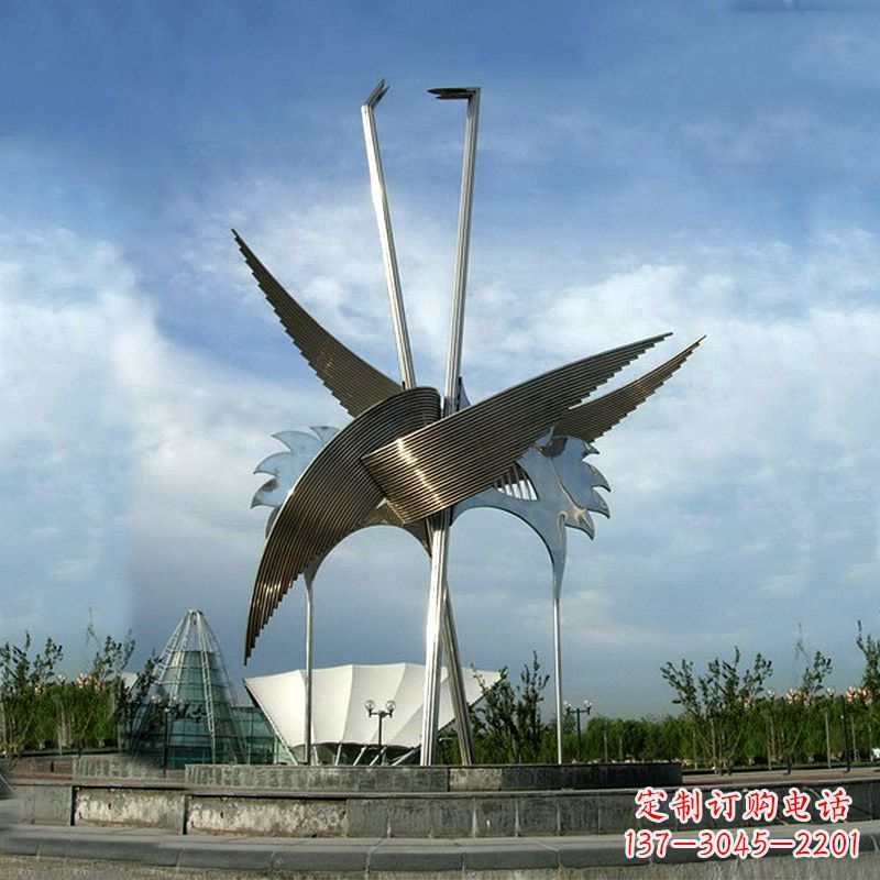 大同城市广场不锈钢铁艺抽象仙鹤景观雕塑
