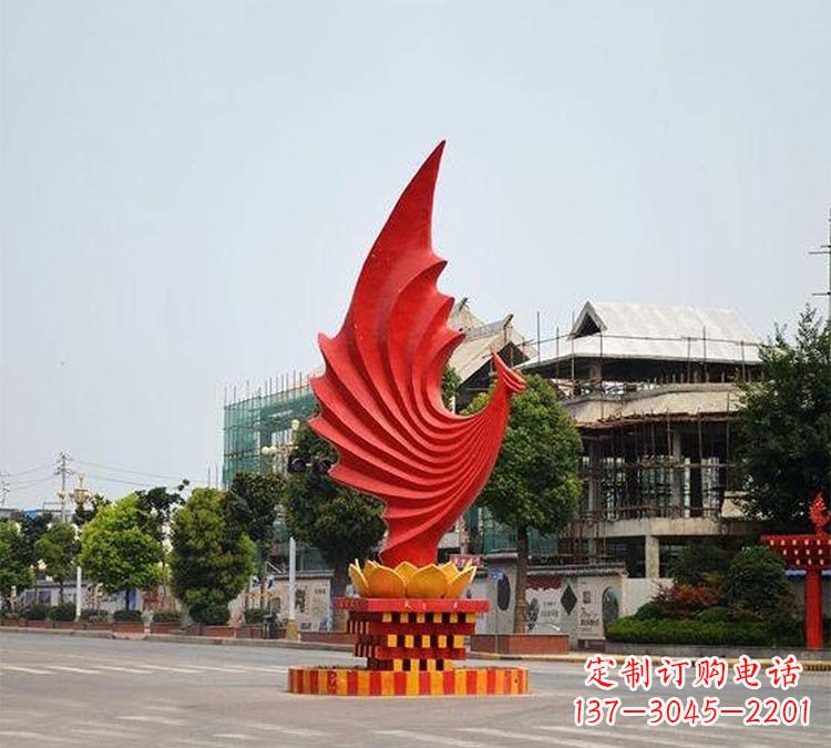 大同凤凰雕塑为城市街边增添美丽