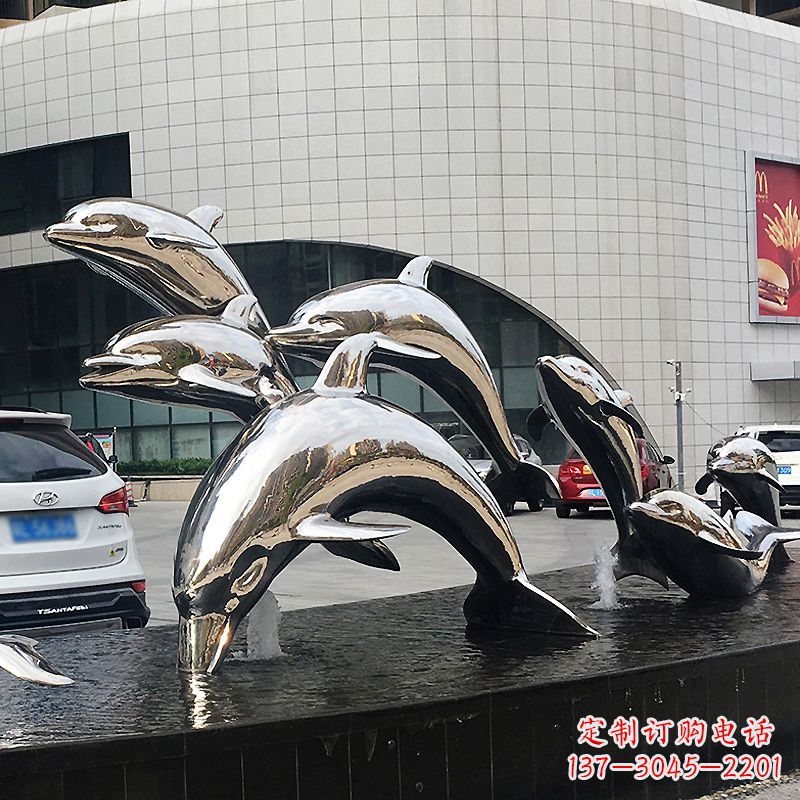 大同海豚雕塑点亮城市商场的不锈钢镜面水景