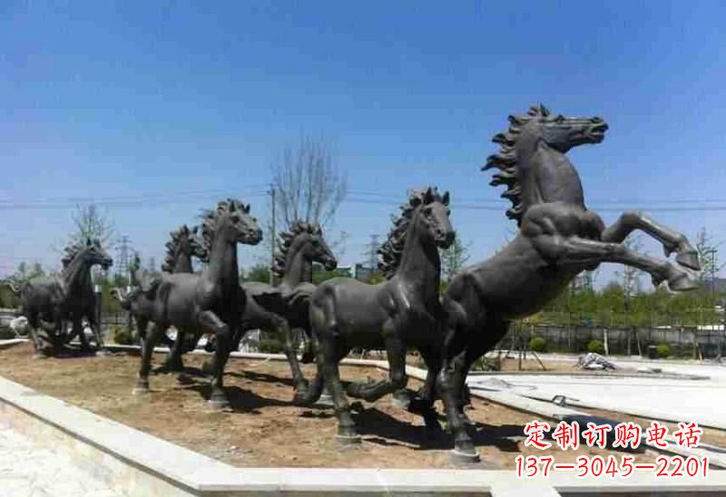 大同铜马雕塑美观华贵的城市艺术