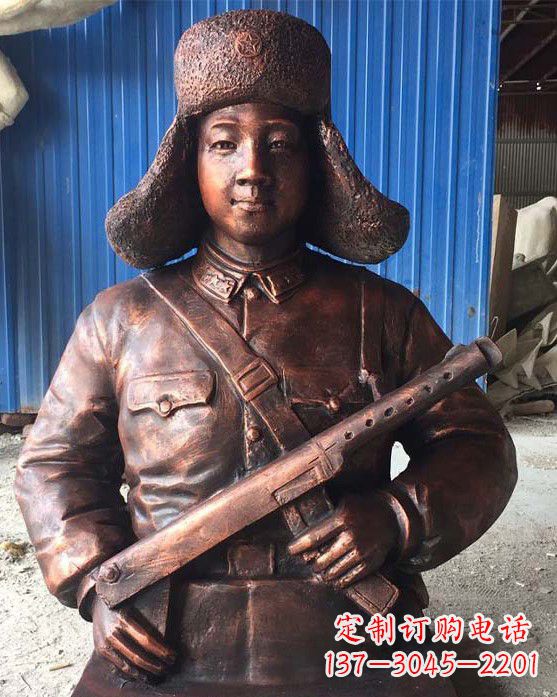 大同雷锋雕塑象征着无私奉献的力量