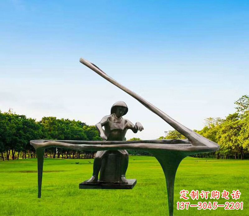大同钢琴之音铸成雕塑