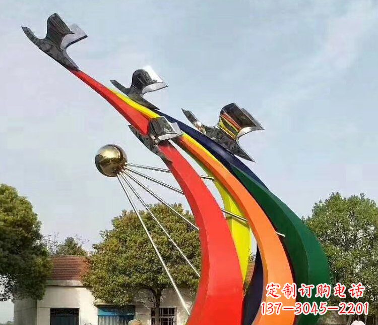 大同和平鸽雕塑象征校园和平