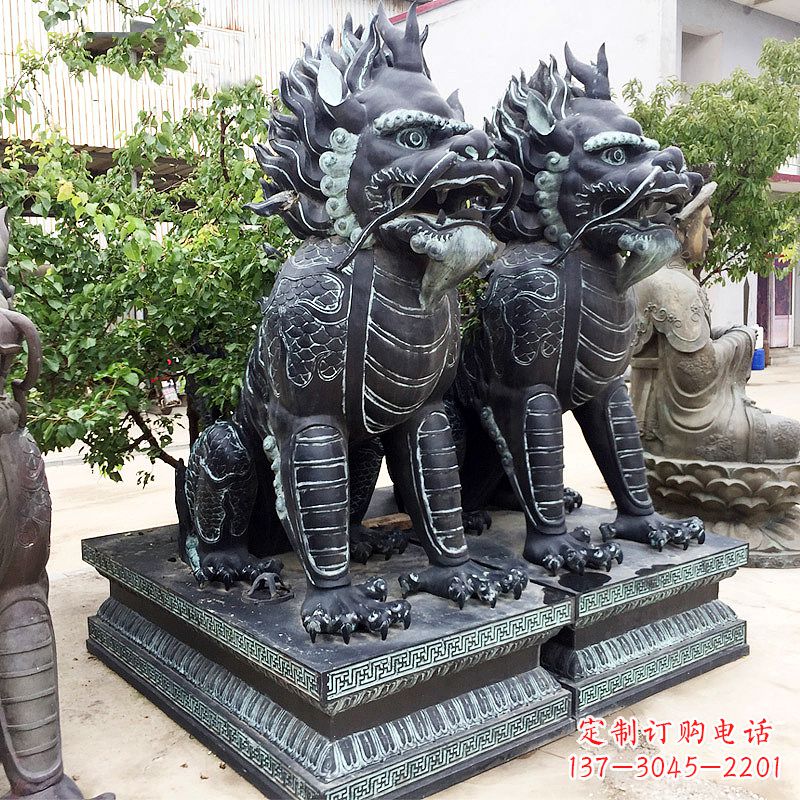 大同象征威严的大理石麒麟雕塑