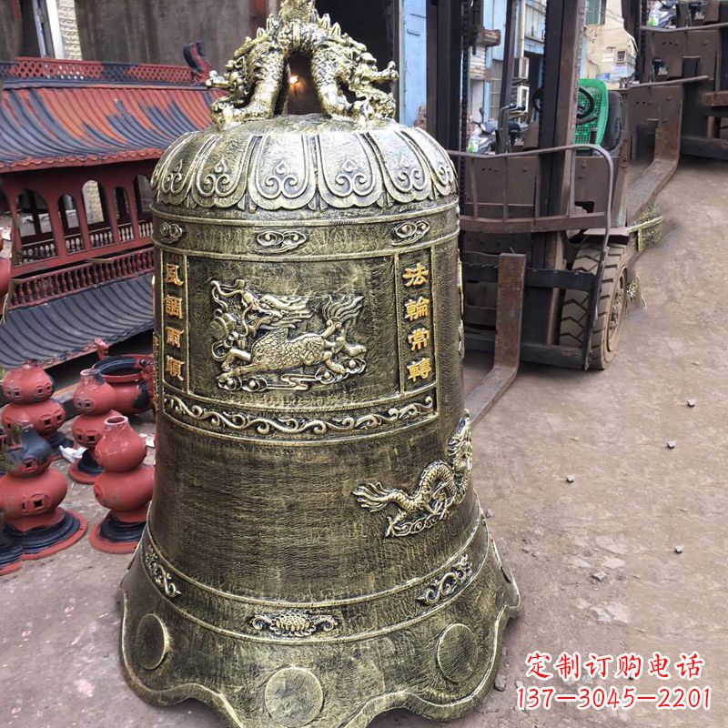 大同华中领雕塑历久弥新的铜钟雕塑