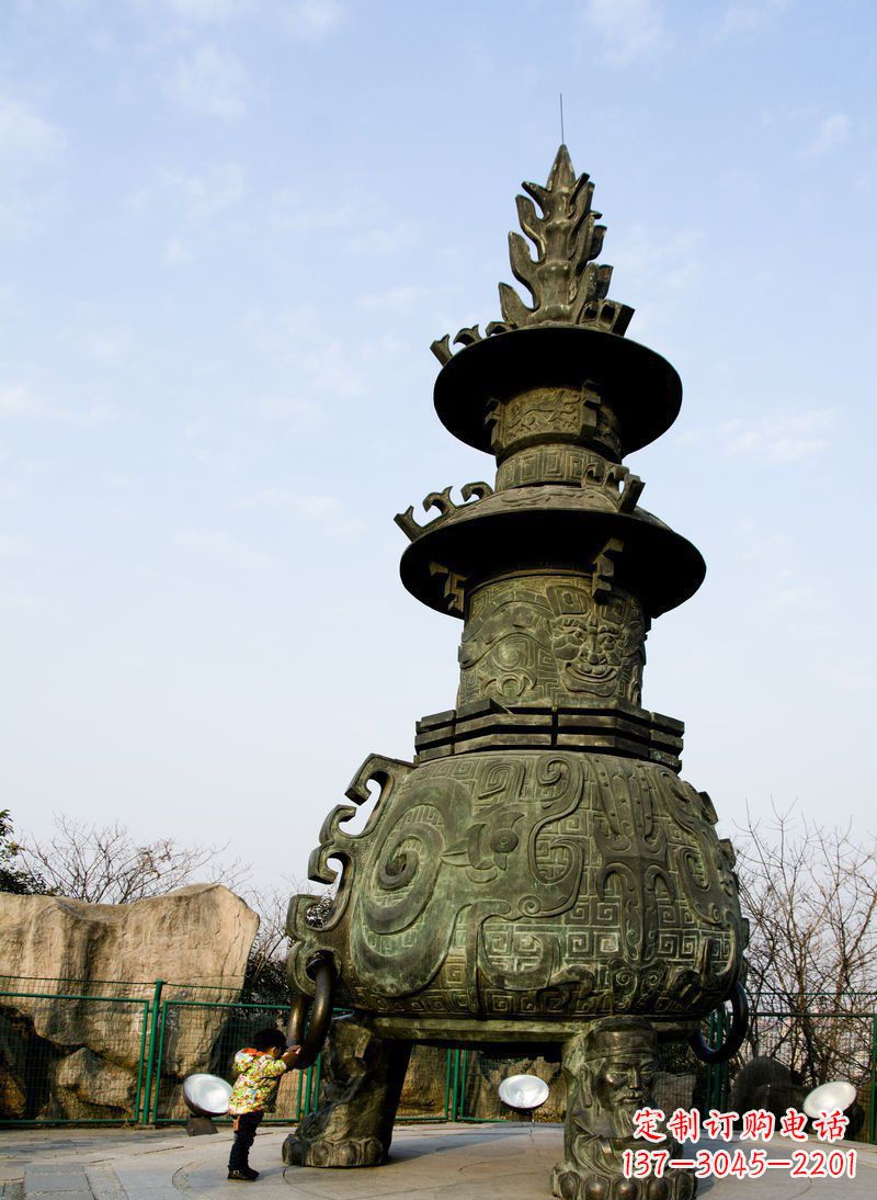 大同大型三足香炉寺庙铜雕塑