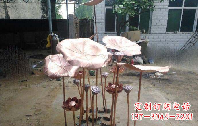 大同锻铜荷叶雕塑