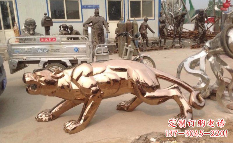 大同精美不锈钢豹子雕塑