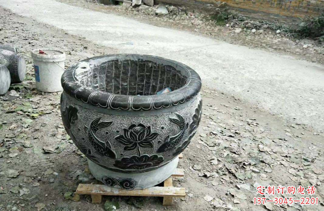 大同高雅的仿古圆形水缸石雕