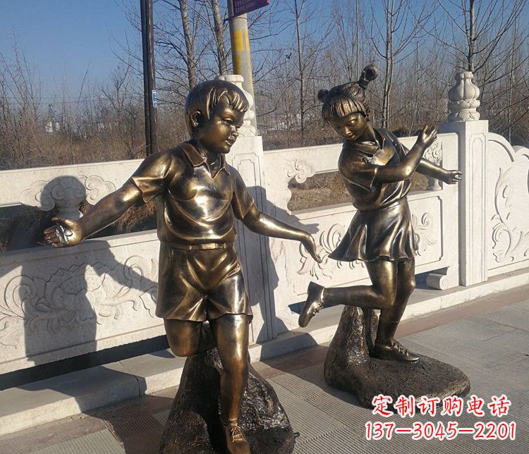 大同浪漫圆满的精美花篮雕塑
