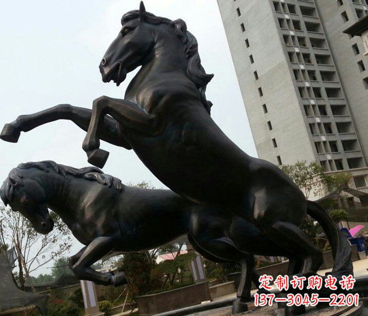 大同高雅实木动物雕塑
