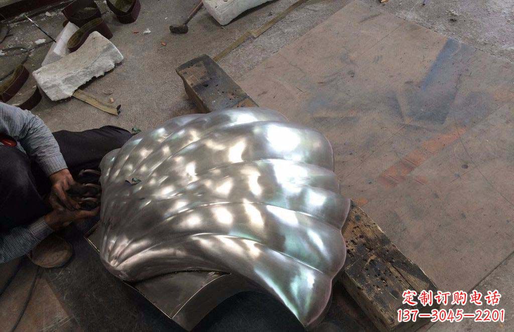 大同精致现代的不锈钢贝壳雕塑