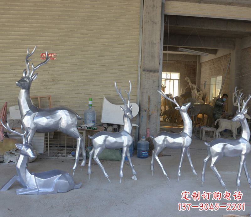 大同不锈钢动物雕塑——鹿