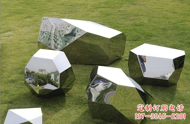 大同精美不锈钢鹅卵石几何雕塑