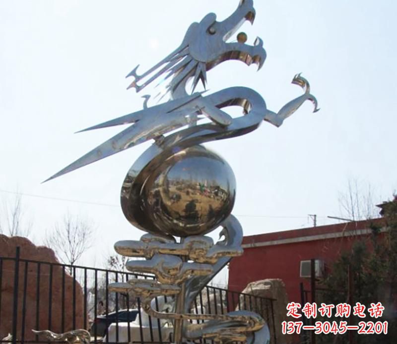 大同传统与现代完美结合的青铜龙雕塑