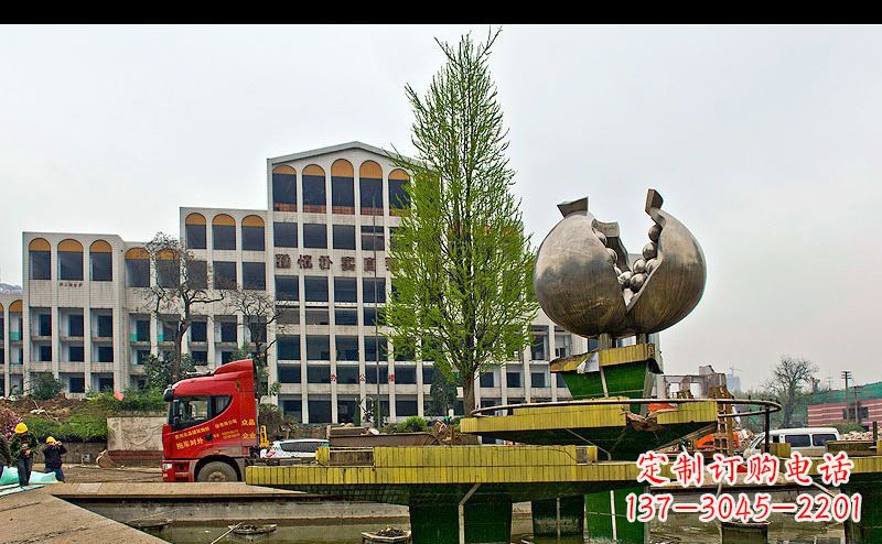 大同精美不锈钢石榴景观雕塑