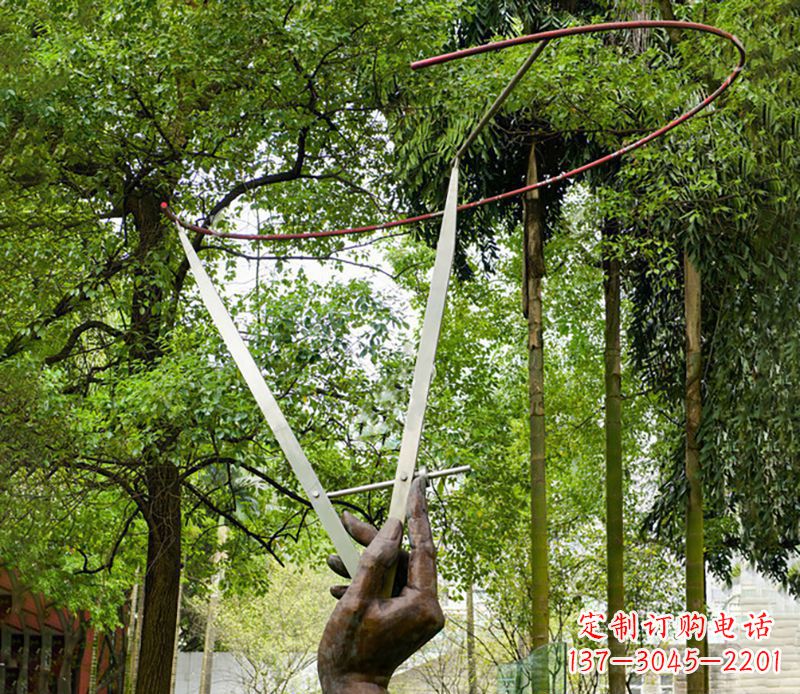 大同不锈钢圆规雕塑展示精致繁华