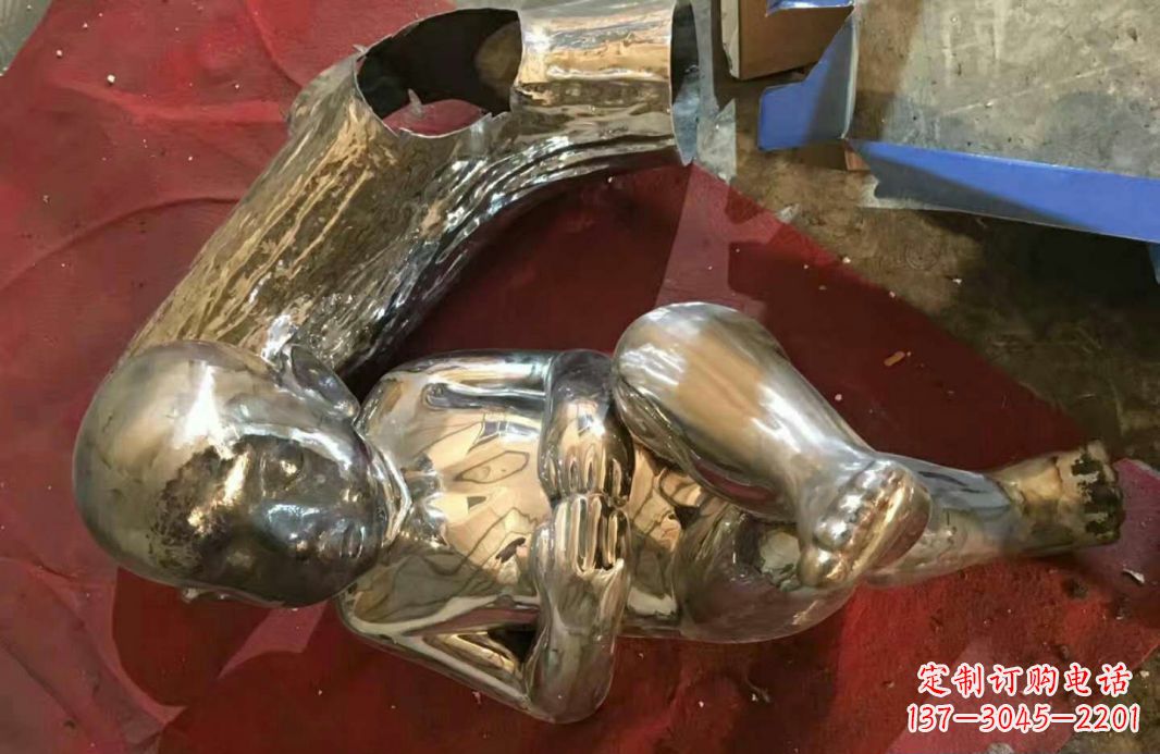 大同风格时尚可爱的不锈钢儿童雕塑