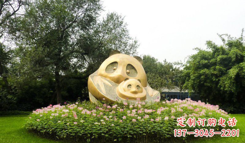 大同熊猫雕塑 - 令公园增添无限活力