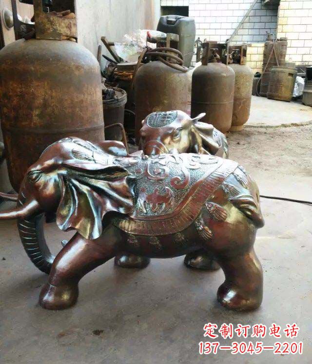 大同 精美的铜质大象招财雕塑