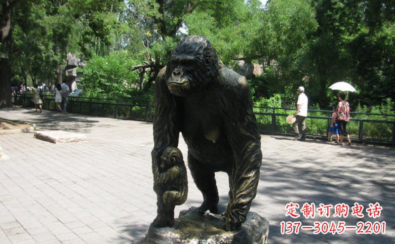 大同象征力量的猩猩铜雕