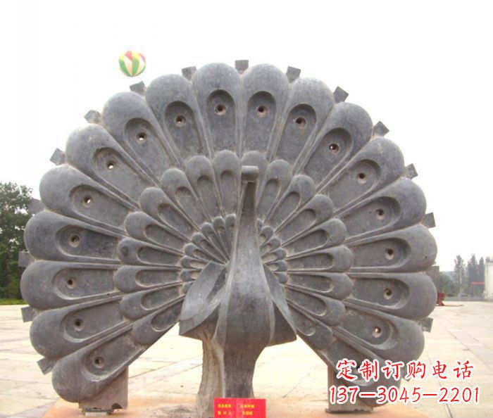 大同风格独特的孔雀石雕