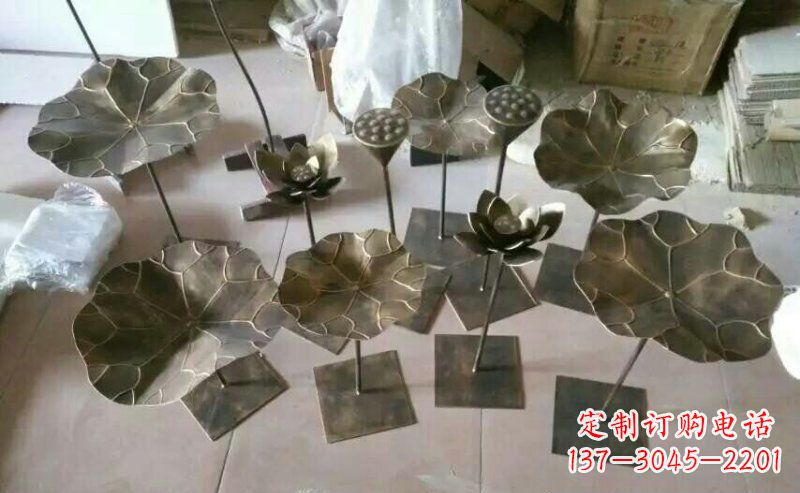 大同精美荷叶锻铜雕塑