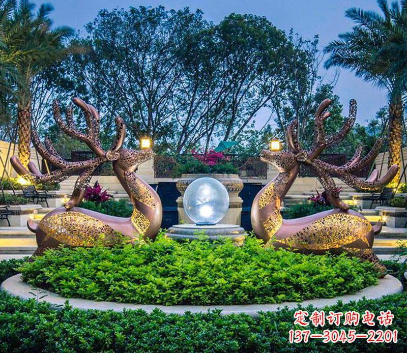 大同梅花鹿不锈钢雕塑