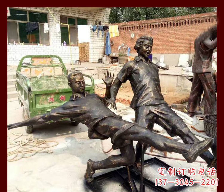 大同足球迷必备,象征性的足球雕塑