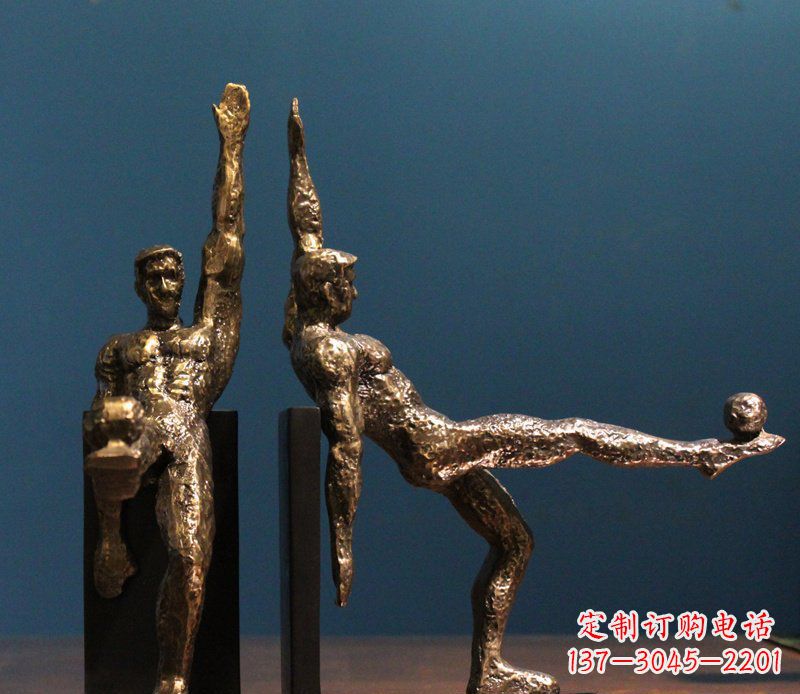 大同高雅足球形象铜雕