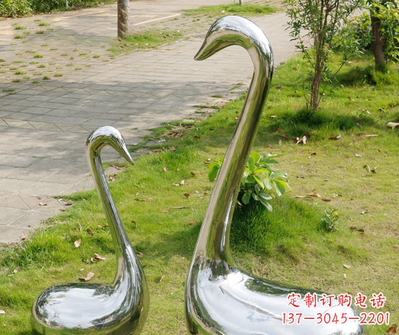 大同精美雕刻,静谧优雅——不锈钢天鹅雕塑