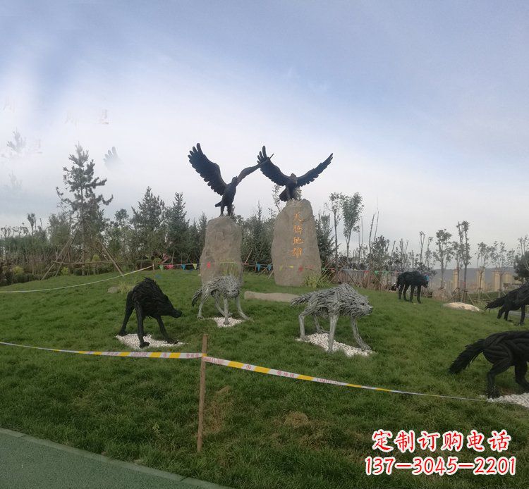大同令人惊叹的老鹰雕塑