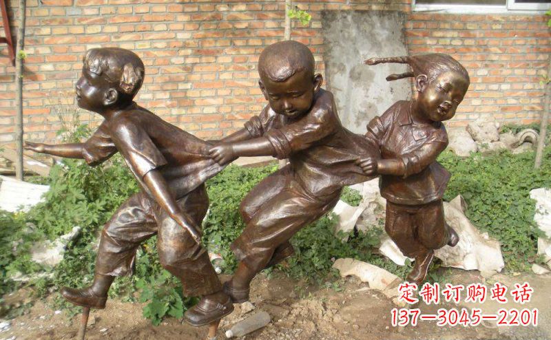 大同铜雕老鹰—勇捕小鸡的动态展示