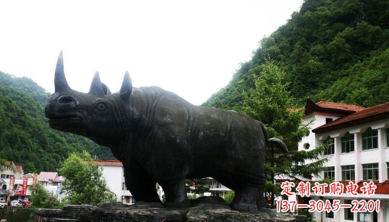 大同公园犀牛石雕