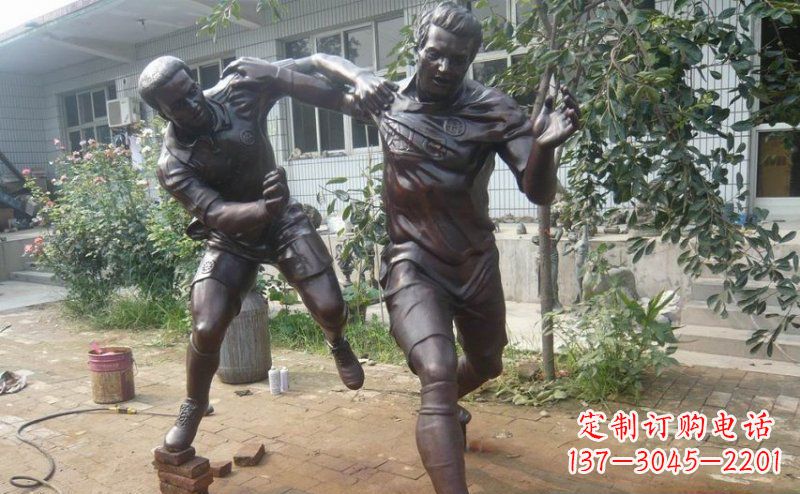 大同领雕塑卓越的足球雕塑技艺