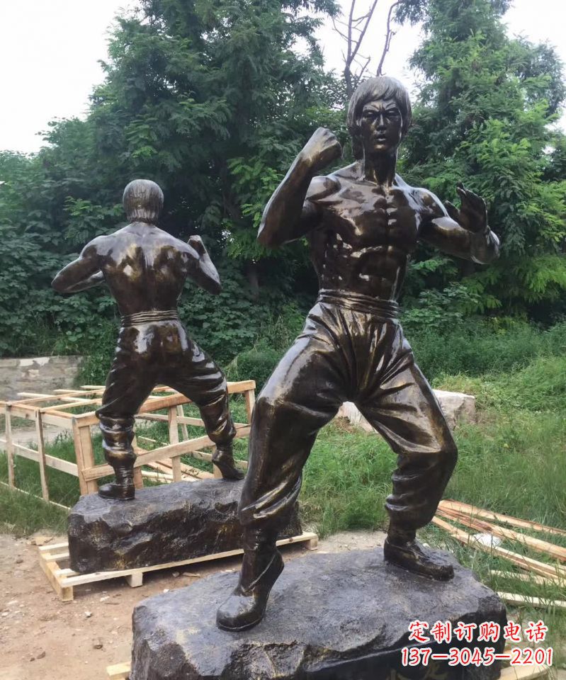 大同荣耀李小龙,经典之作——“功夫之王”铜雕塑