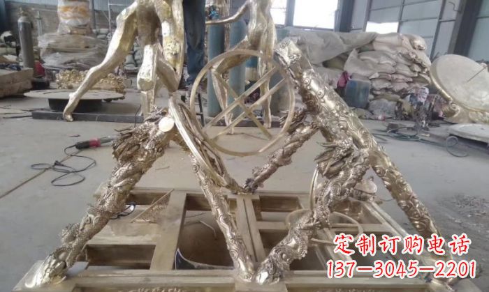 大同“百年古董浑天仪铜雕,让古典美触手可及”