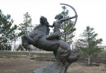 大同公园骑马女人射箭铜雕