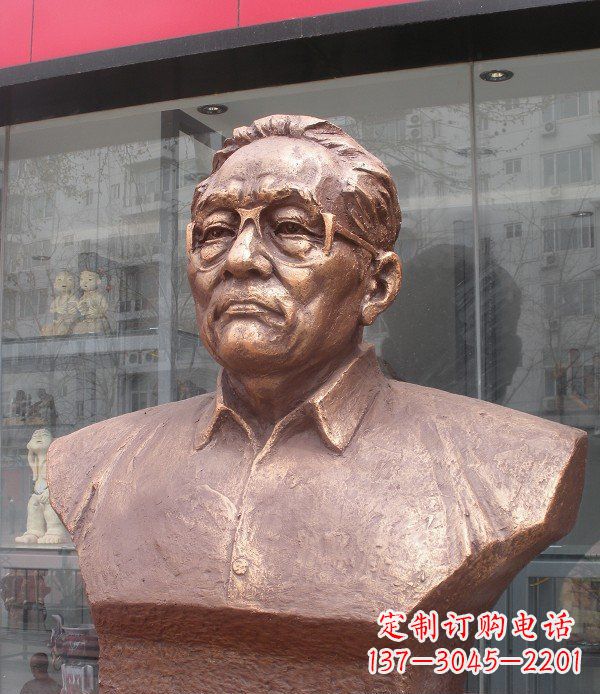 大同以巴金头像为原型打造的高贵铜雕艺术