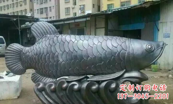 大同精雕细琢的不锈钢金龙鱼雕塑