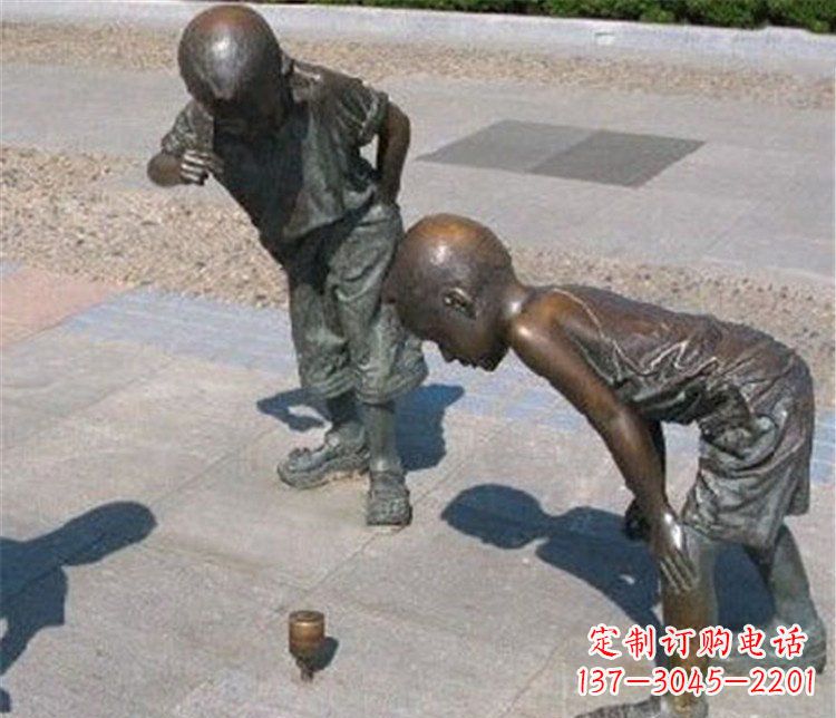 大同欣赏小男孩小品铜陀螺雕塑