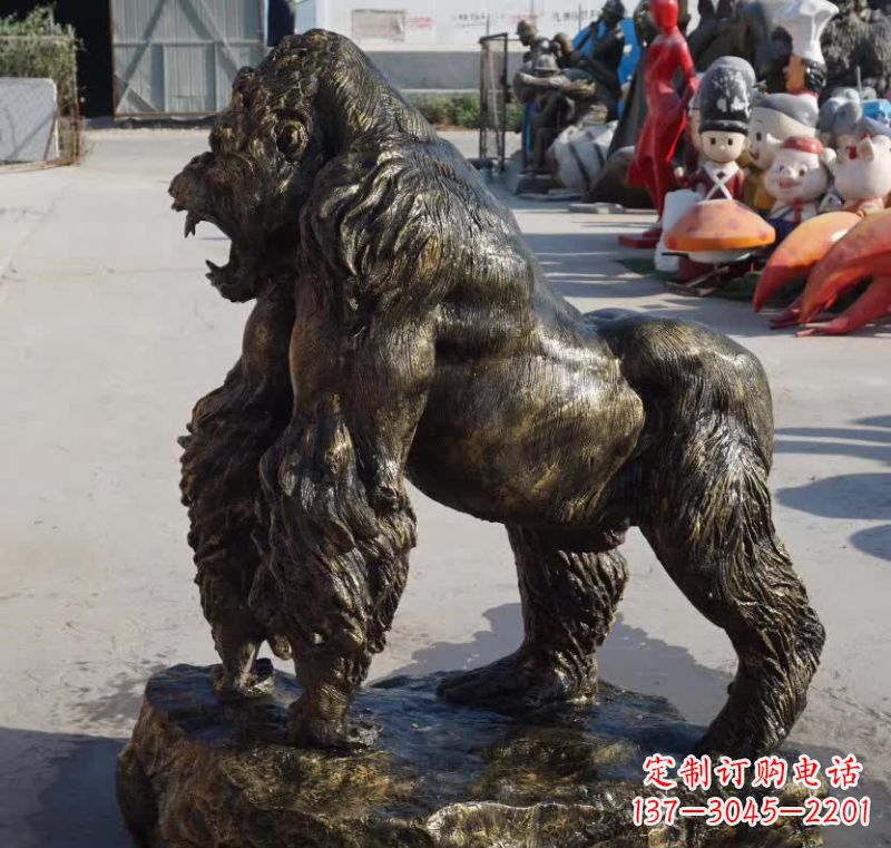 大同高贵大气的猩猩铜雕