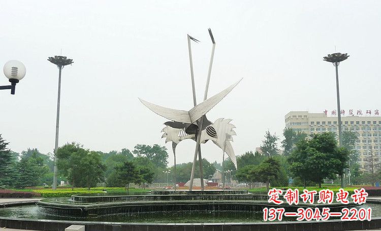 大同极致之美,仙鹤雕塑展示现代精致生活