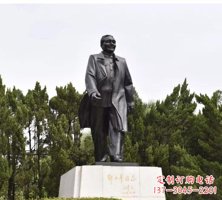 大同尊贵经典,中国历史巨人邓小平铜雕