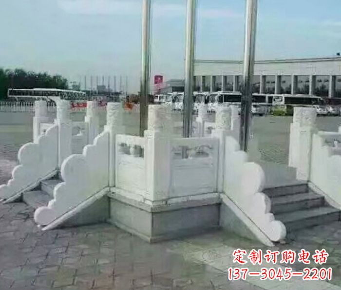 大同中领雕塑提供绚丽升旗台石雕,一种标志性的…